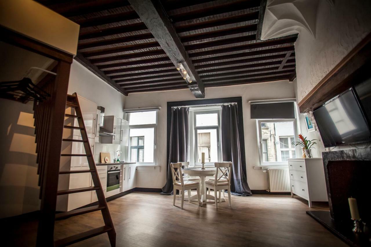 Luxury Suites Cathedral By Rikas Hotels アントウェルペン エクステリア 写真